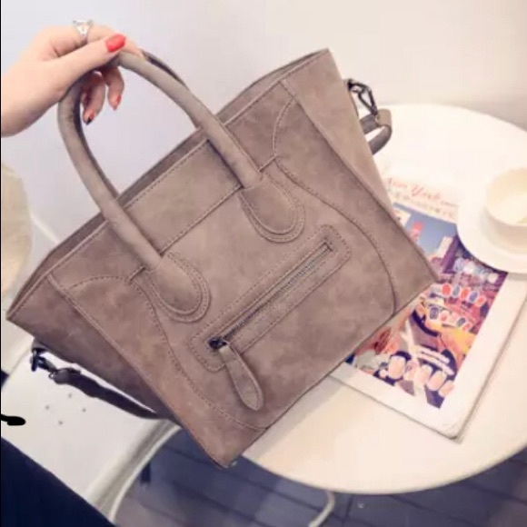 SALE! 🎊🎊Small Faux Suede Taupe Bag - Picture 4 of 5